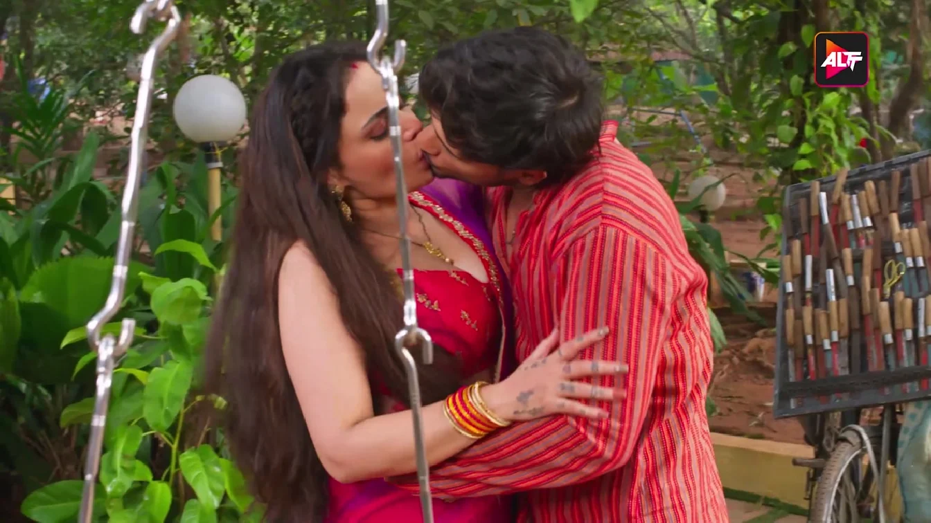 Utha Patak S04 E13 Altbalaji